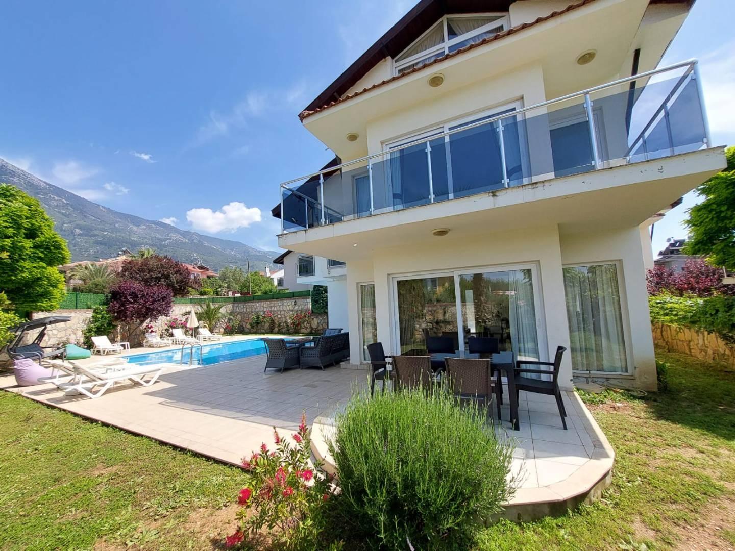 Fethiye Ölüdeniz'de Nezih Konumda, Özel Havuzlu, Ferah Villa-42642