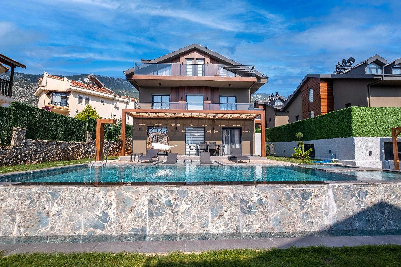 Fethiye Ölüdeniz'de Nezih Konumda, Özel Havuzlu, Lüks Villa