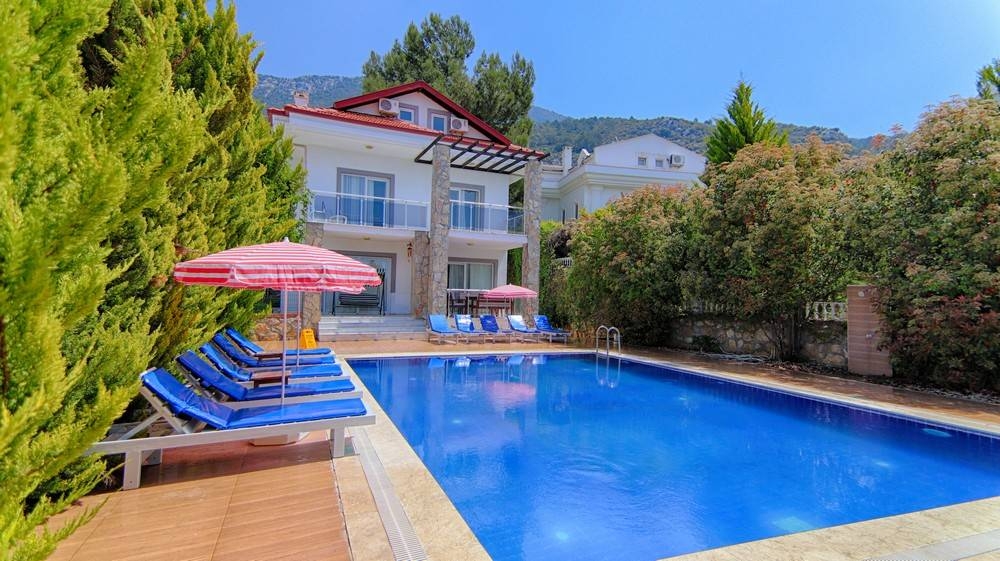 Fethiye Ölüdeniz'de Özel Havuzlu, 5+1, Müstakil, Kiralık Villa