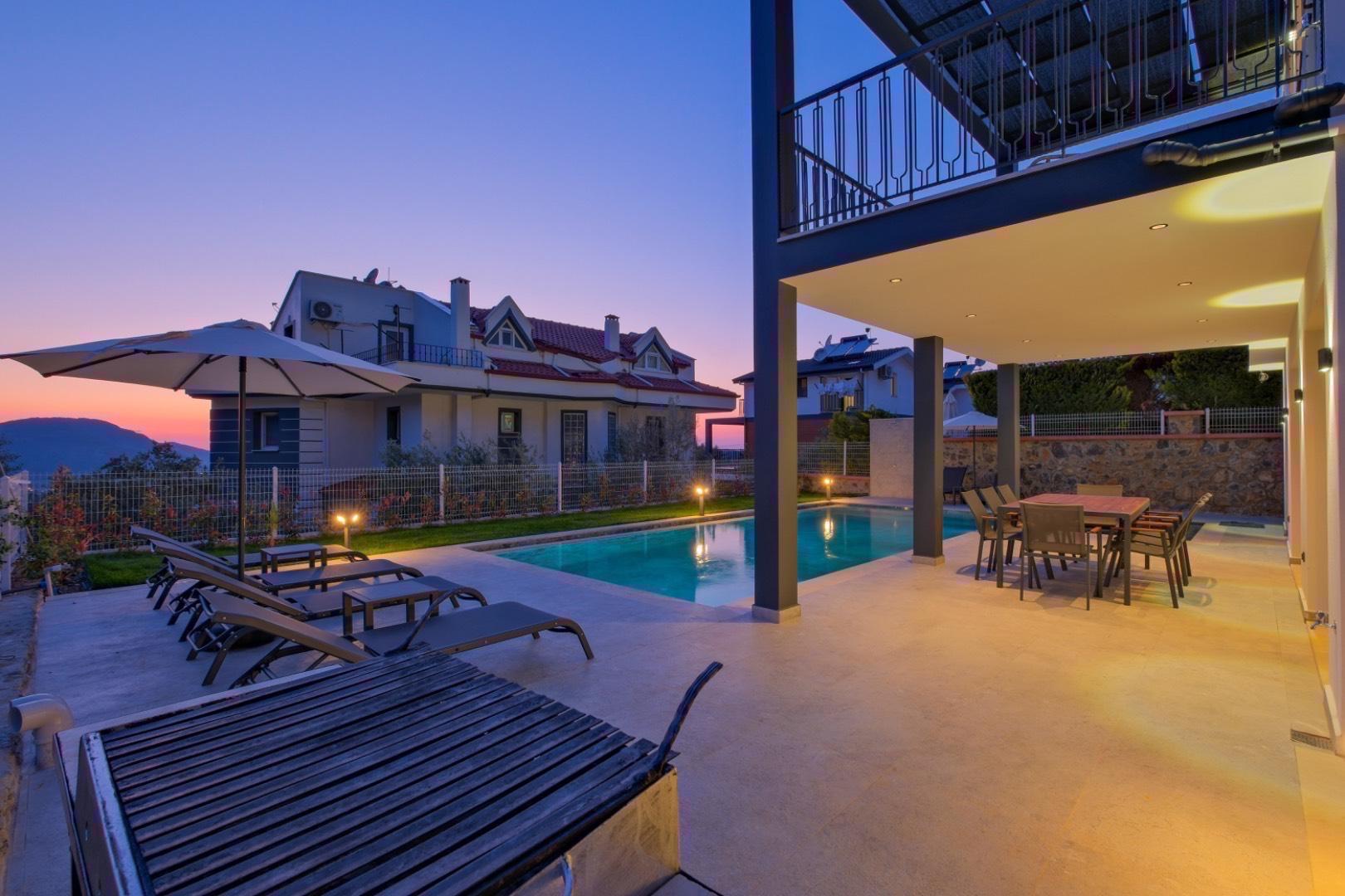 Fethiye Ölüdeniz'de Merkeze Yakın, Özel Havuzlu, 8 Kişilik Villa-42203