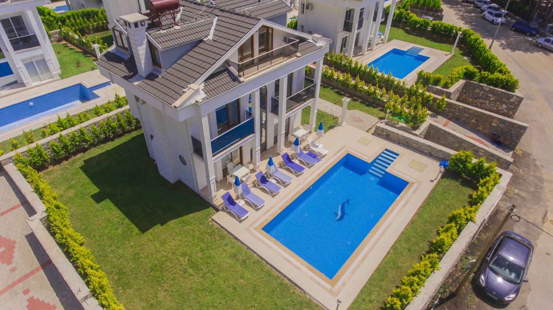 Fethiye Ölüdeniz'de Sakin Konumda, Özel Havuzlu, Bahçeli Villa-42264