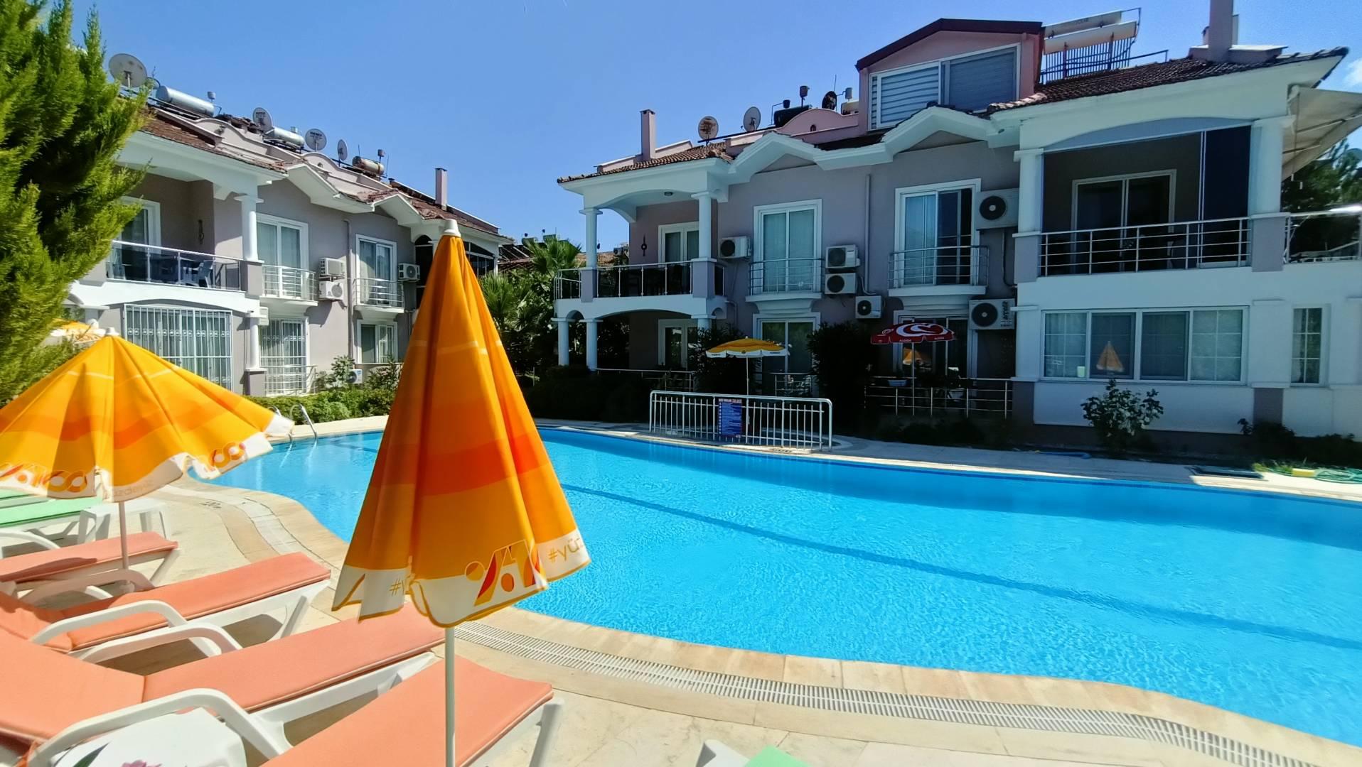 Fethiye Ölüdeniz'de Nezih Konumda, Ortak Havuzlu, Şık Suite-43016