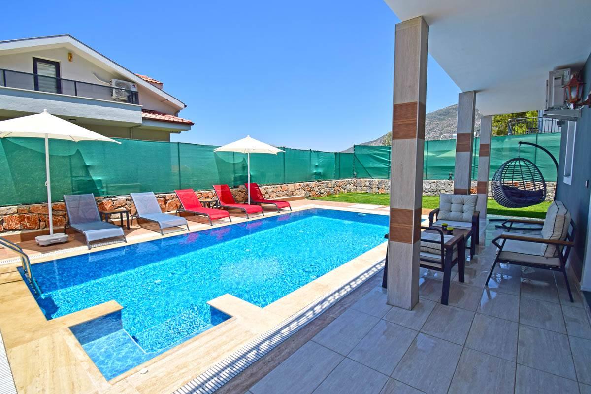 Fethiye Ölüdeniz'de Yemyeşil Bahçeli, Özel Havuzlu, 8 Kişilik Villa-43209