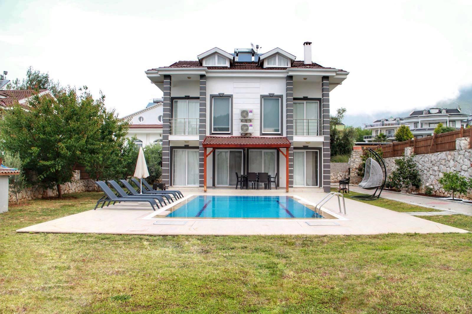 Fethiye Ölüdeniz'de Nezih Konumda, Özel Havuzlu, Konforlu Villa-43228