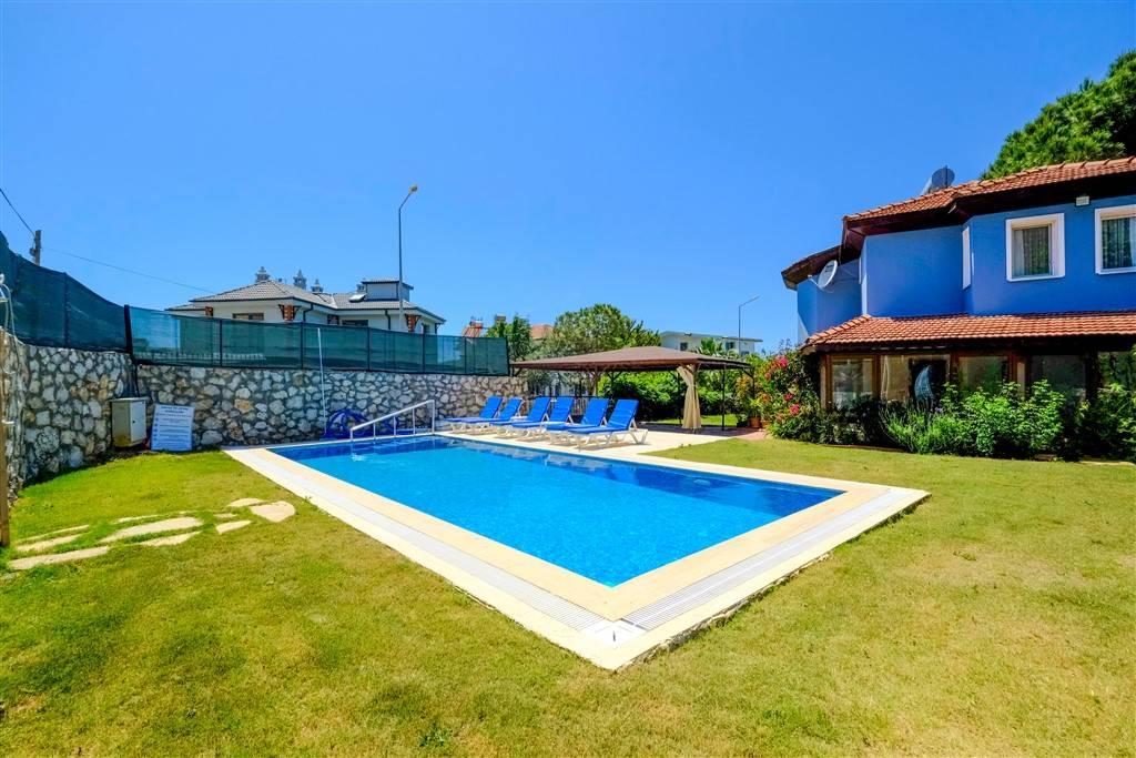 Fethiye Ölüdeniz'de Yemyeşil Bahçeli, Özel Havuzlu, Şık Villa-43369