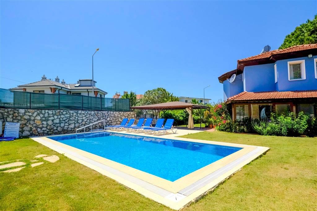Fethiye Ölüdeniz'de Yemyeşil Bahçeli, Özel Havuzlu, Şık Villa-43369