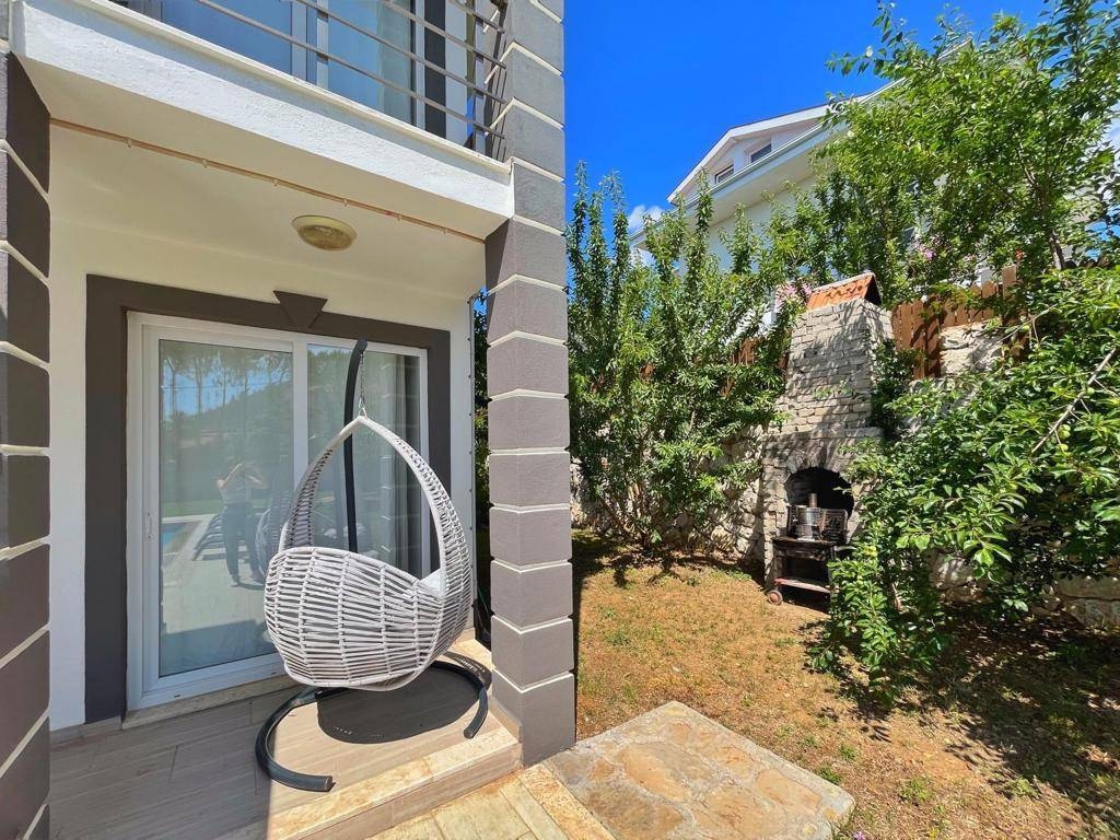Fethiye Ölüdeniz'de Müthiş Doğada, Özel Havuzlu, Bahçeli Villa