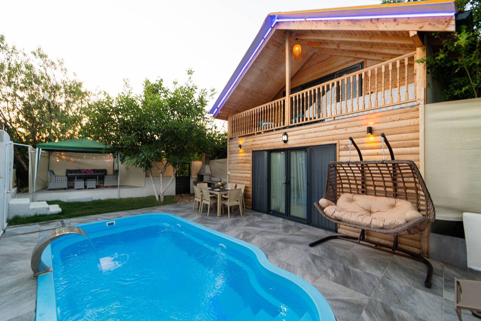 Fethiye Ölüdeniz'de Çekirdek Ailelere Uygun, Özel Havuzlu, 2+1 Villa