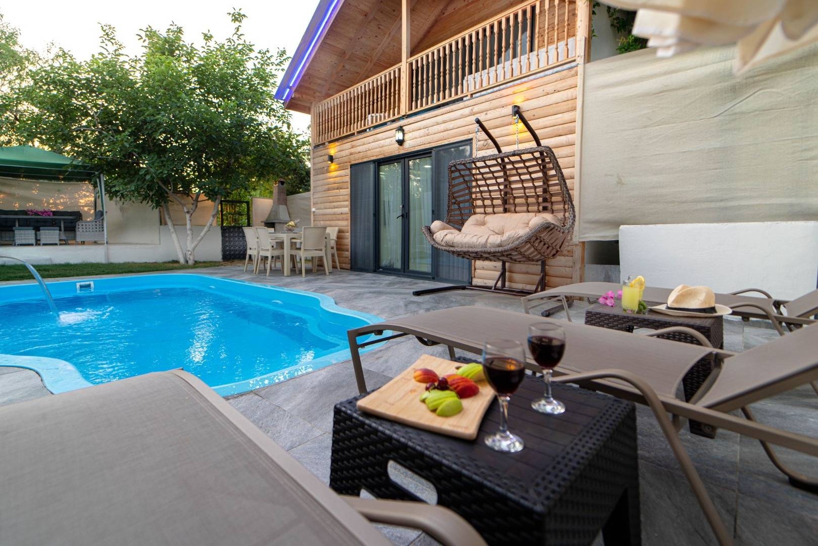 Fethiye Ölüdeniz'de Çekirdek Ailelere Uygun, Özel Havuzlu, 2+1 Villa