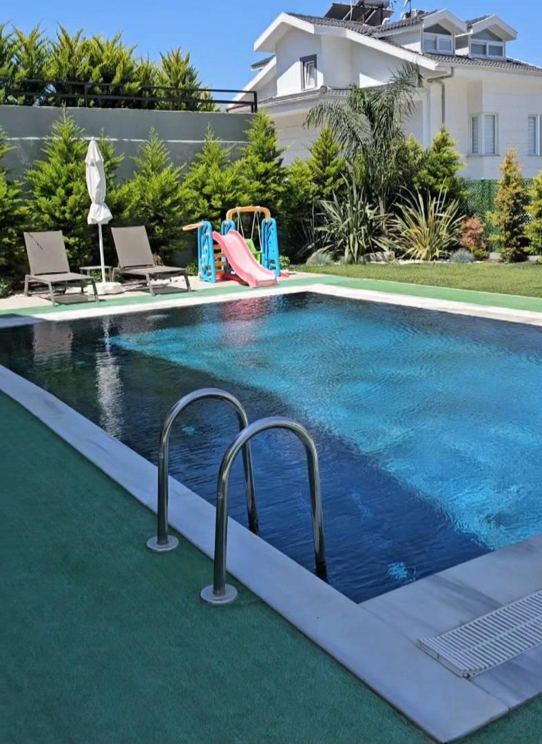 Fethiye Ölüdeniz'de Geniş Bahçe İçerisinde, Özel Havuzlu, Şık Villa-42807