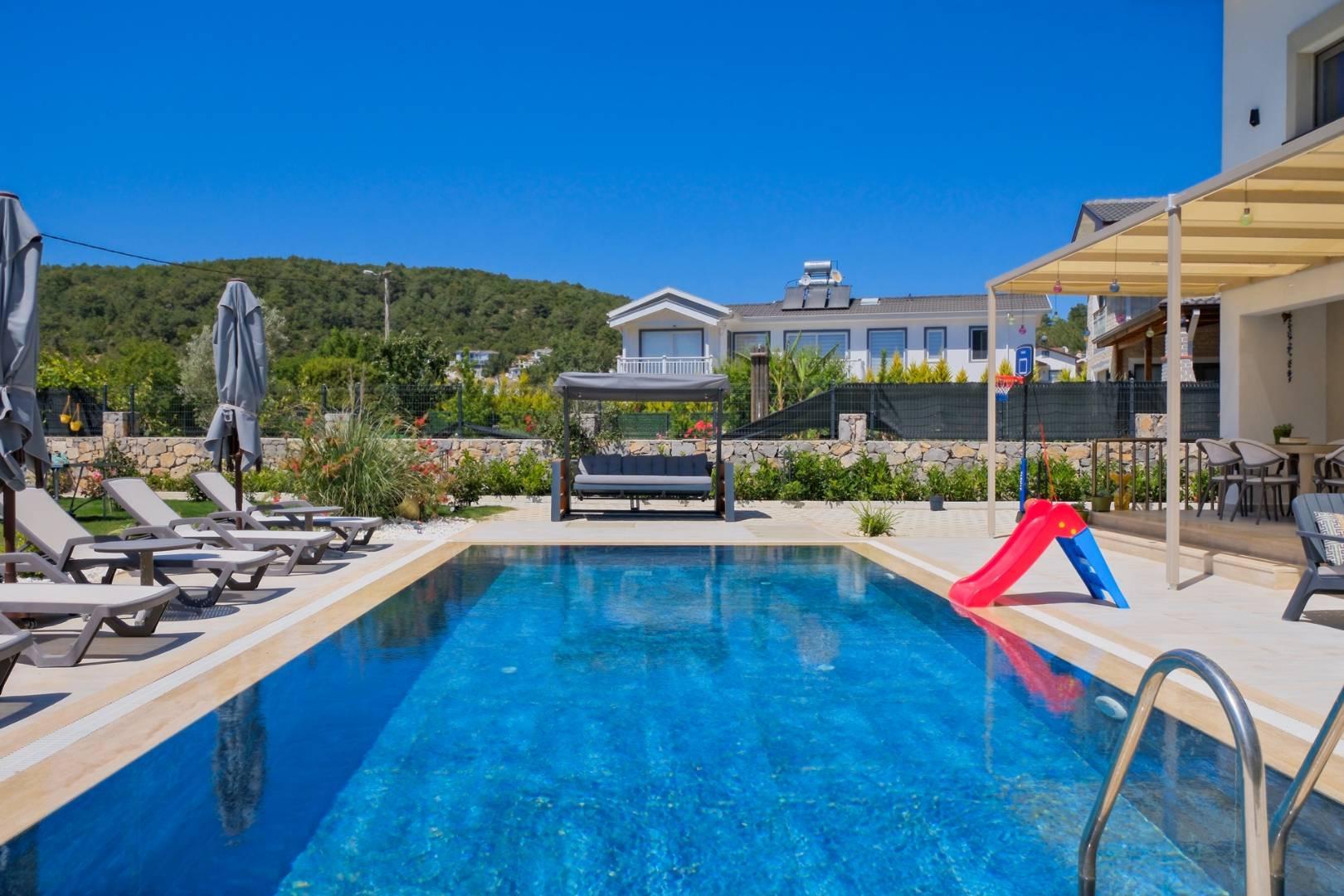 Fethiye Ölüdeniz'de Doğa İle İç İçe, Özel Havuzlu, Modern Villa-41191