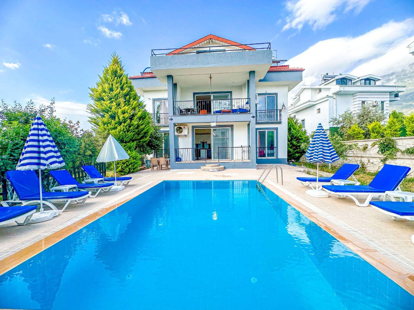 Fethiye Ovacık'ta Kalabalık Ailelere Uygun, Özel Havuzlu, Şık Villa