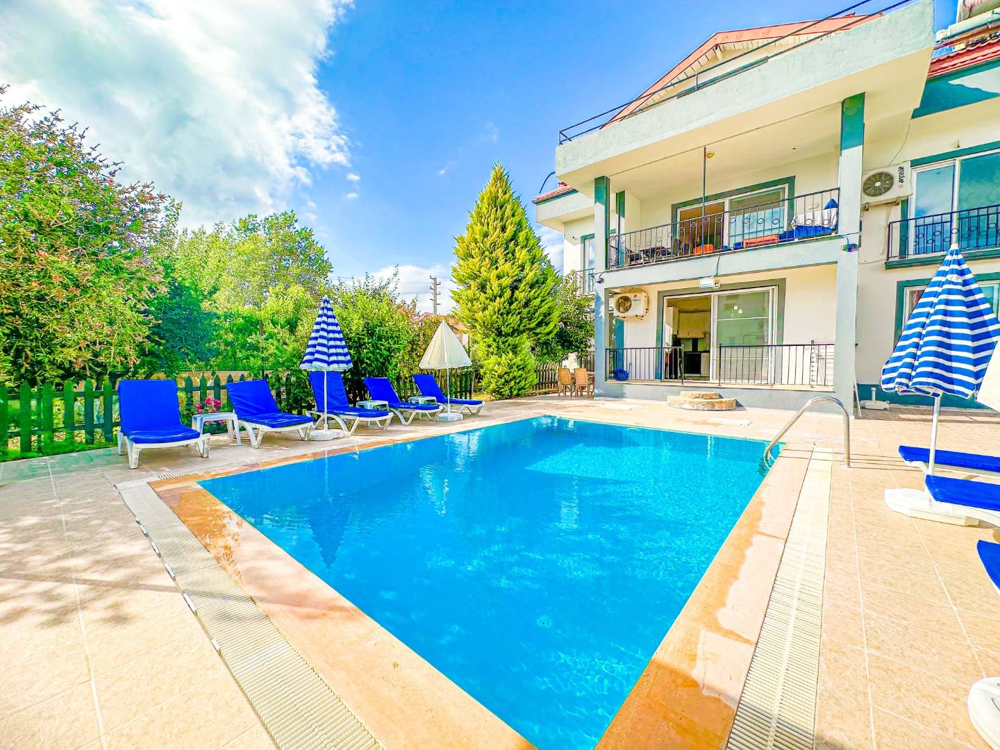 Fethiye Ovacık'ta Kalabalık Ailelere Uygun, Özel Havuzlu, Şık Villa