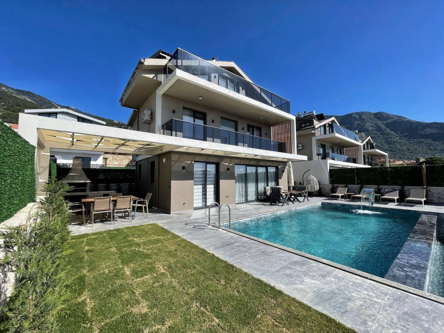 Fethiye Ölüdeniz'de Geniş Ailelere Uygun, Özel Havuzlu, Konforlu Villa