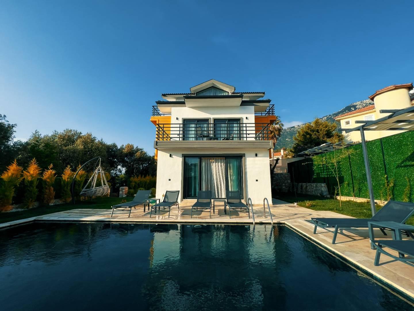 Fethiye Ölüdeniz'de Merkeze Yakın, Özel Havuzlu, Lüks Villa-41892