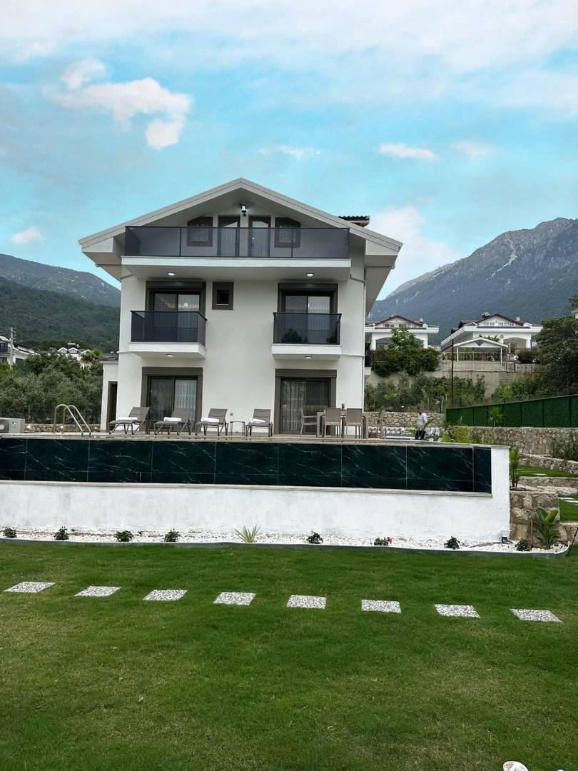 Ölüdeniz'de Kalabalık Ailelere Uygun, Kapalı Havuzlu, Modern Villa-38714