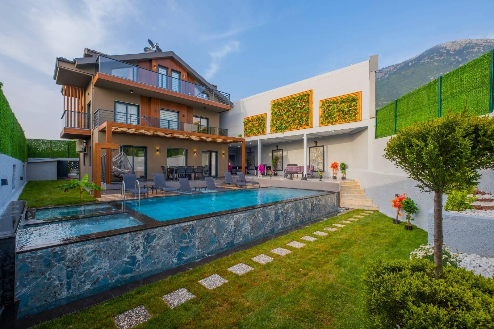 Fethiye Ovacık'ta Sakin Konumda, Özel Havuzlu, Lüks Villa-41594