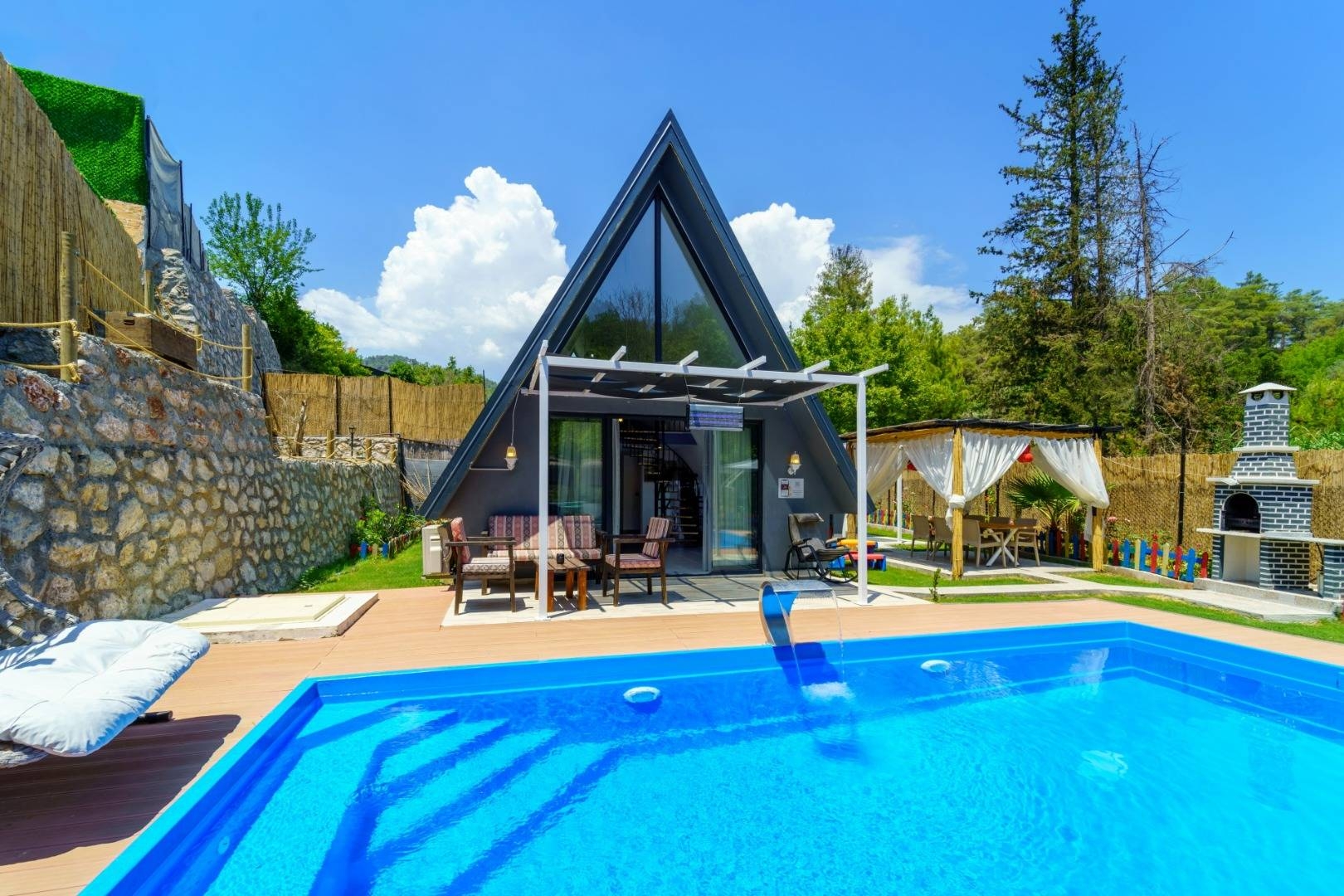 Muğla Fethiye'de Huzur Dolu Doğada, Özel Havuzlu, Kiralık Bungalov