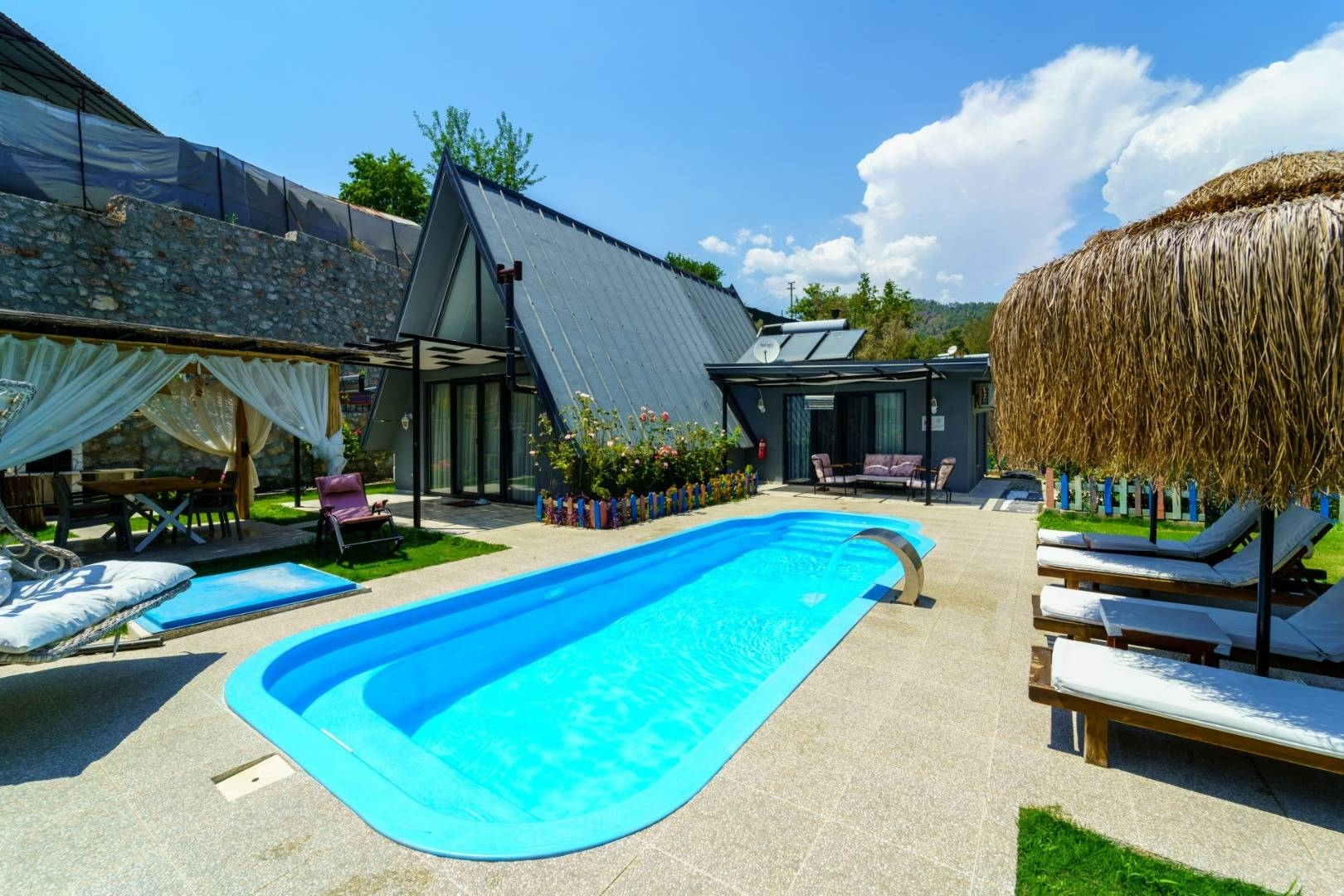 Fethiye Çenger'de Muhteşem Doğada, Özel Havuzlu, Modern Bungalov