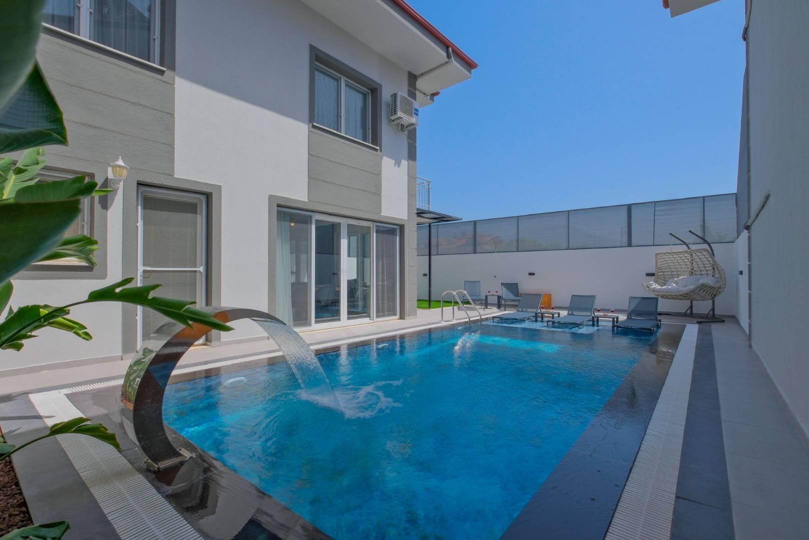 Fethiye Yeni'de Kalabalık Ailelere Uygun, Özel Havuzlu, Ferah Villa-41880