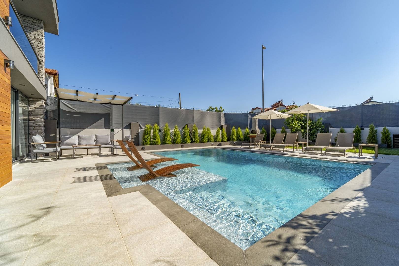 Fethiye Yeni'de Modern Tasarımlı, Özel Havuzlu, 8 Kişilik Villa