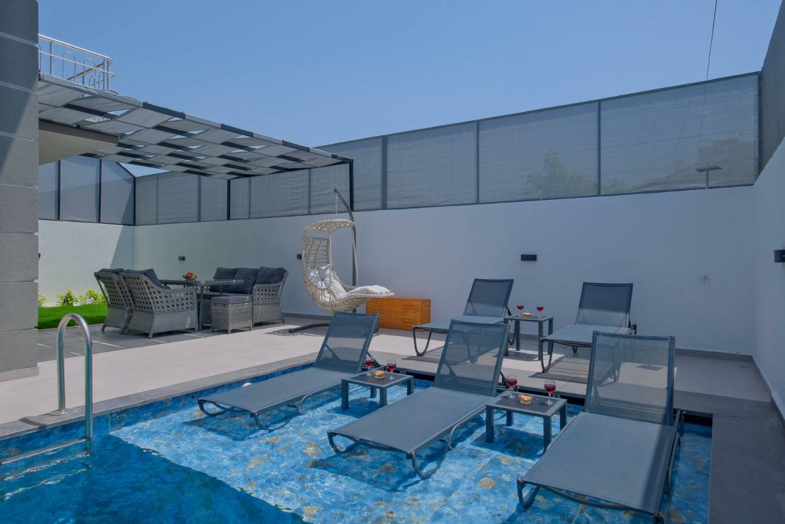 Fethiye Yeni'de Kalabalık Ailelere Uygun, Özel Havuzlu, İkiz Villa