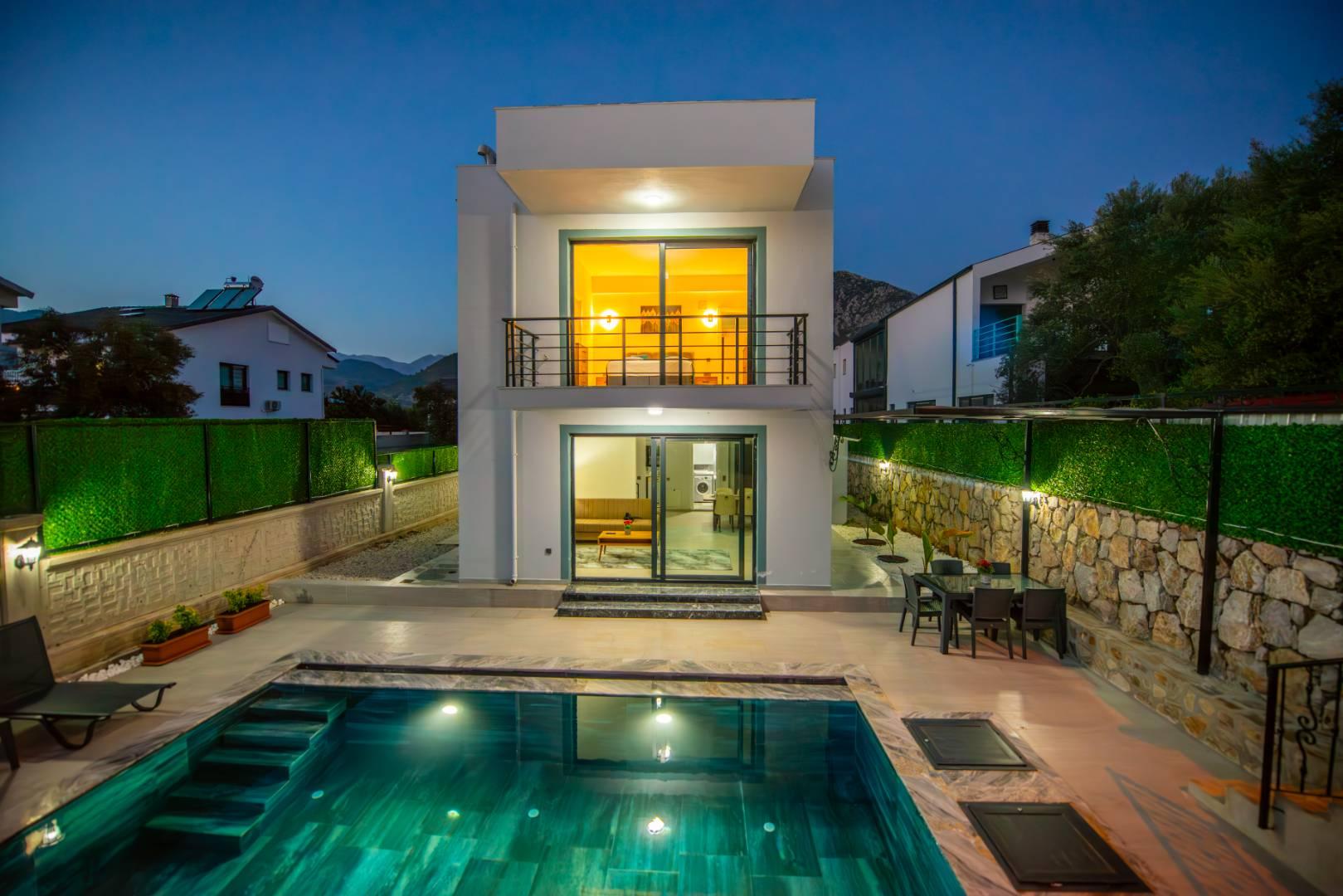 Fethiye Yeşilüzümlü'de Doğa İçerisinde, Özel Havuzlu, Modern Villa -43897