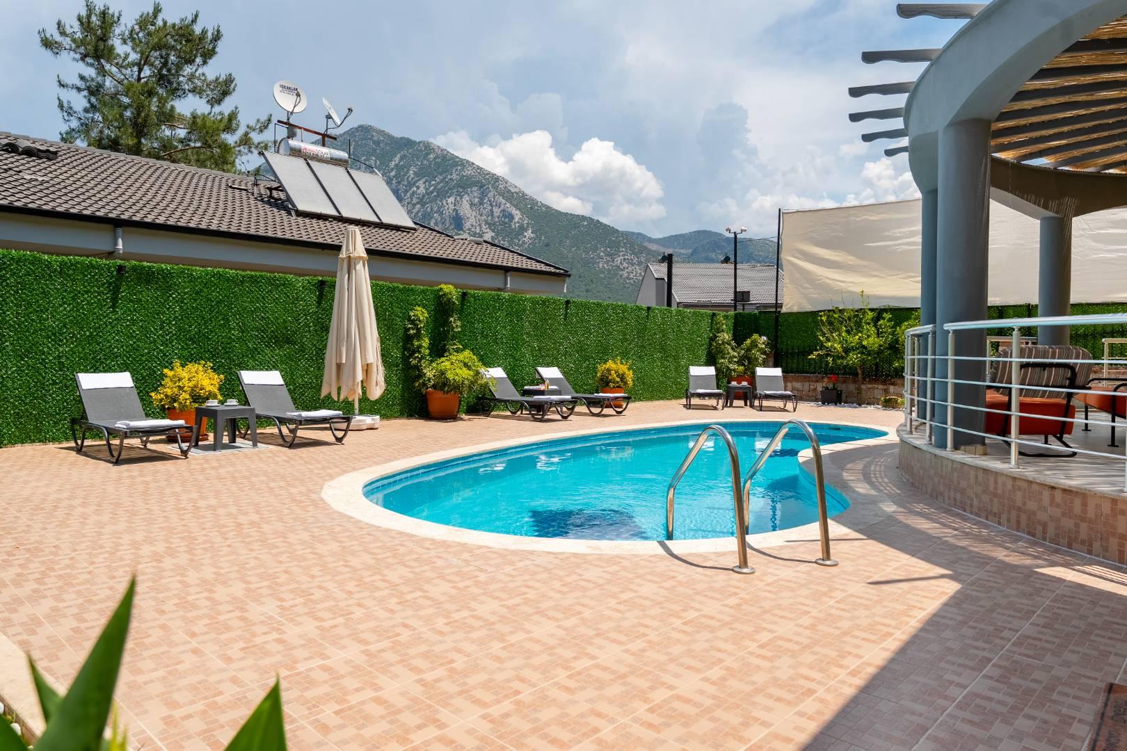 Fethiye Yeşilüzümlü'de Enfes Doğada, Özel Havuzlu, Kiralık Villa-43923