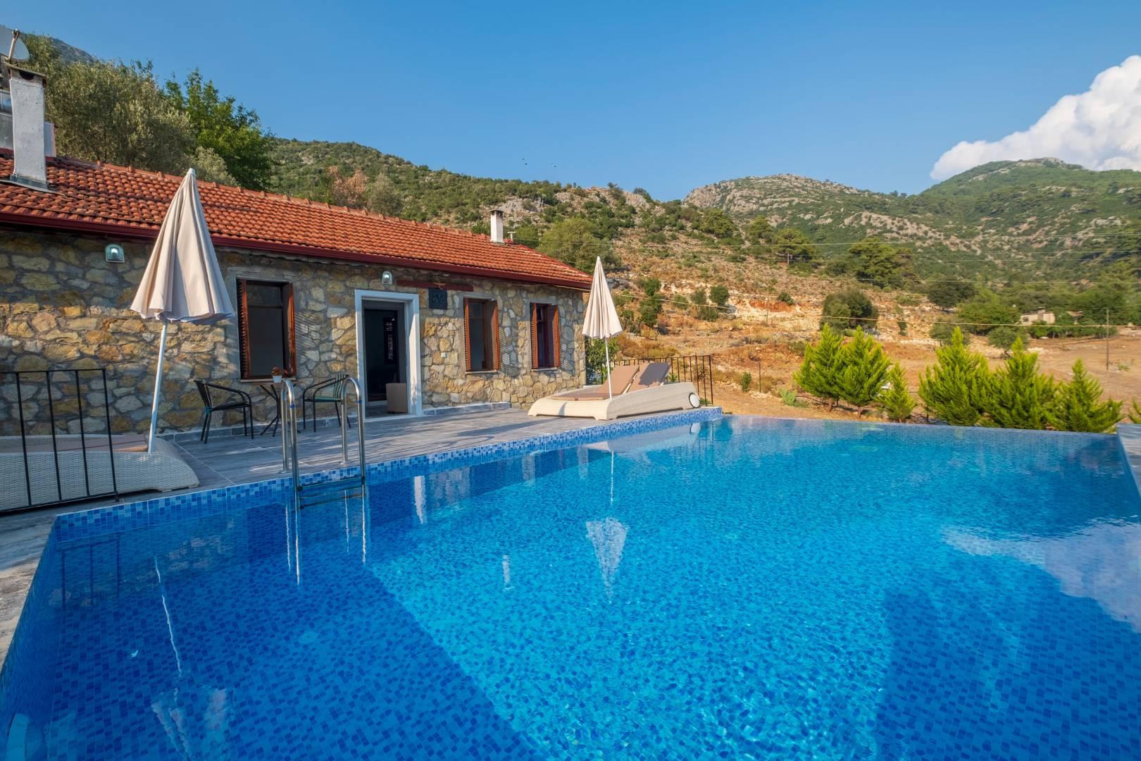 Fethiye Yeşilüzümlü'de Muhteşem Doğada, Özel Havuzlu, Konforlu Villa -38674