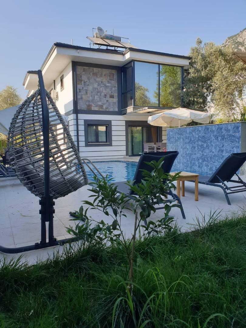 Fethiye Yeşilüzümlü'de Sakin Konumda, Özel Havuzlu, Lüks Villa-43987