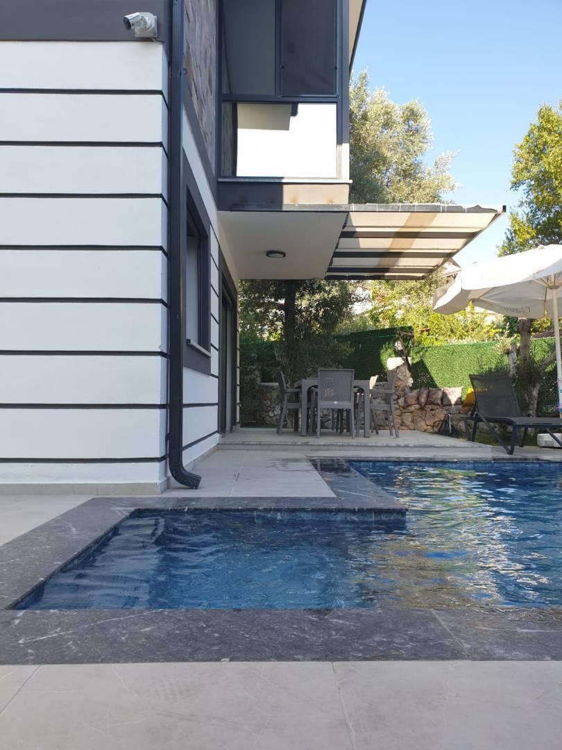 Fethiye Yeşilüzümlü'de Sakin Konumda, Özel Havuzlu, Lüks Villa-43987