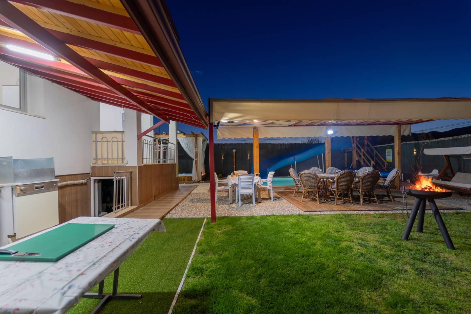 Fethiye Yeşilüzümlü'de Şehirden Uzakta, Özel Havuzlu, Olanaklı Villa-42340