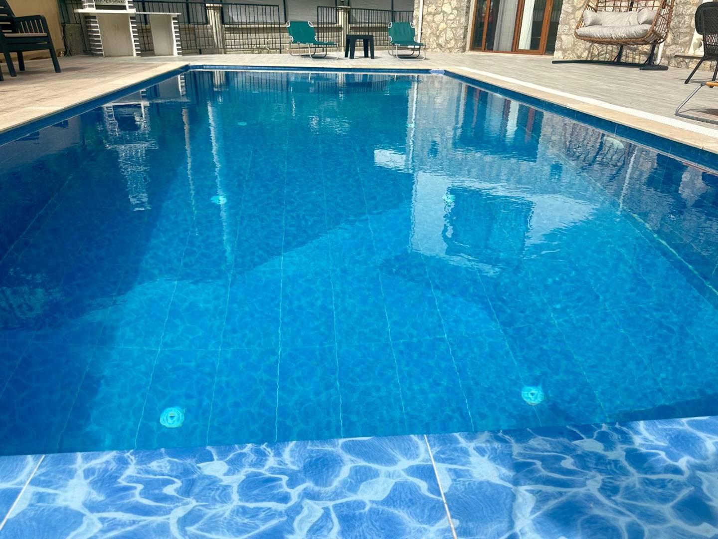 Fethiye Yeşilüzümlü'de Taş Mimarili, Özel Havuzlu, 4+1 Villa-43449