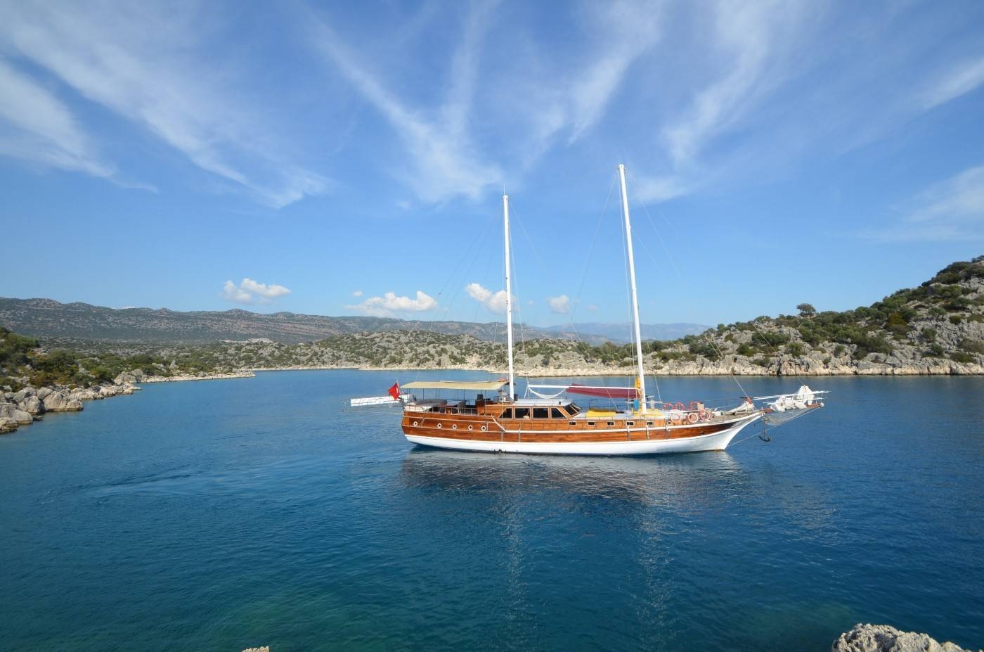 Fethiye'de Derin ve Berrak Sularda, 16 Kişilik, Klimalı Konforlu Gulet