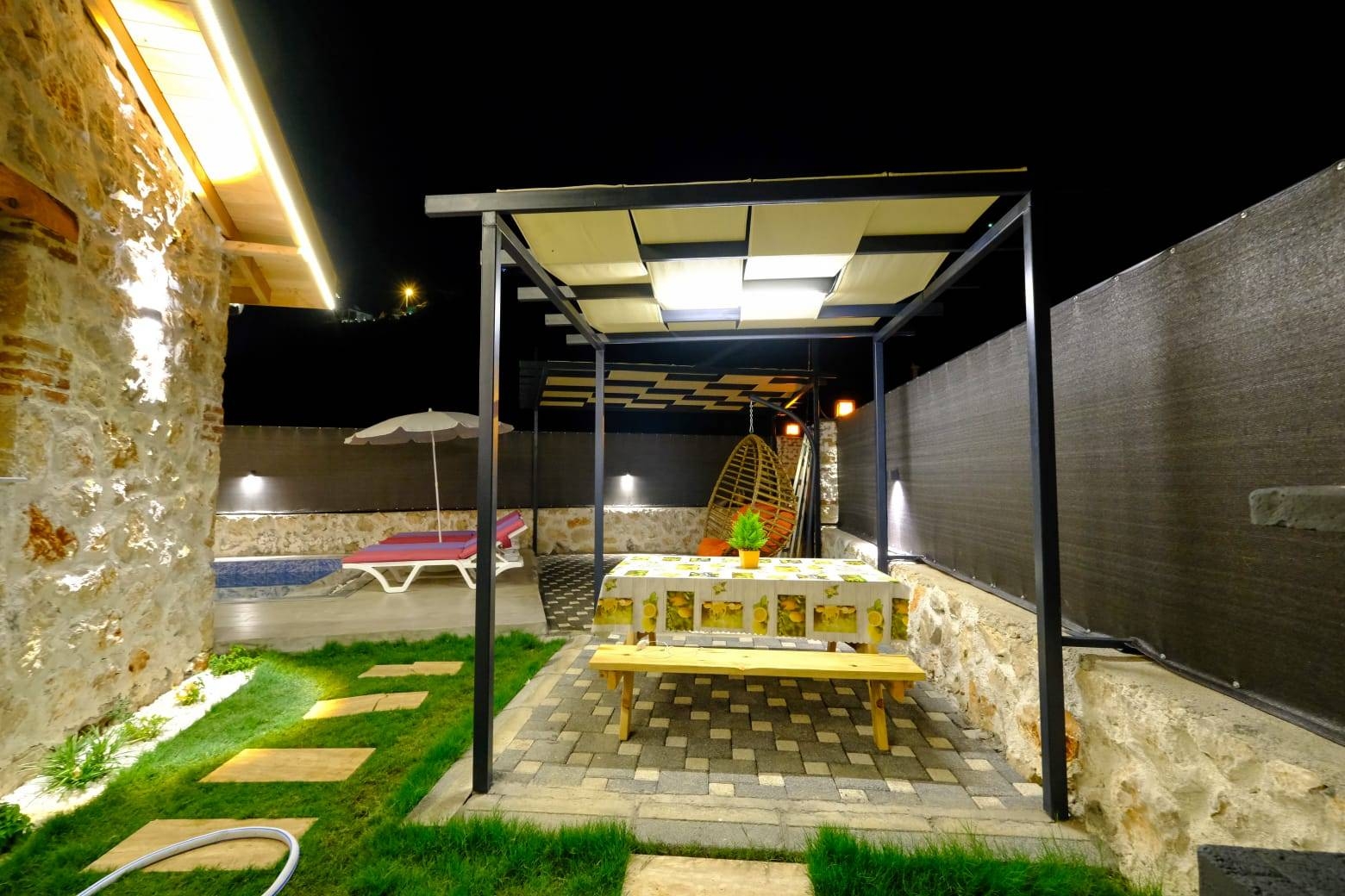 Fethiye Karaçulha'da Sakin Konumda, Özel Havuzlu, Otantik Villa