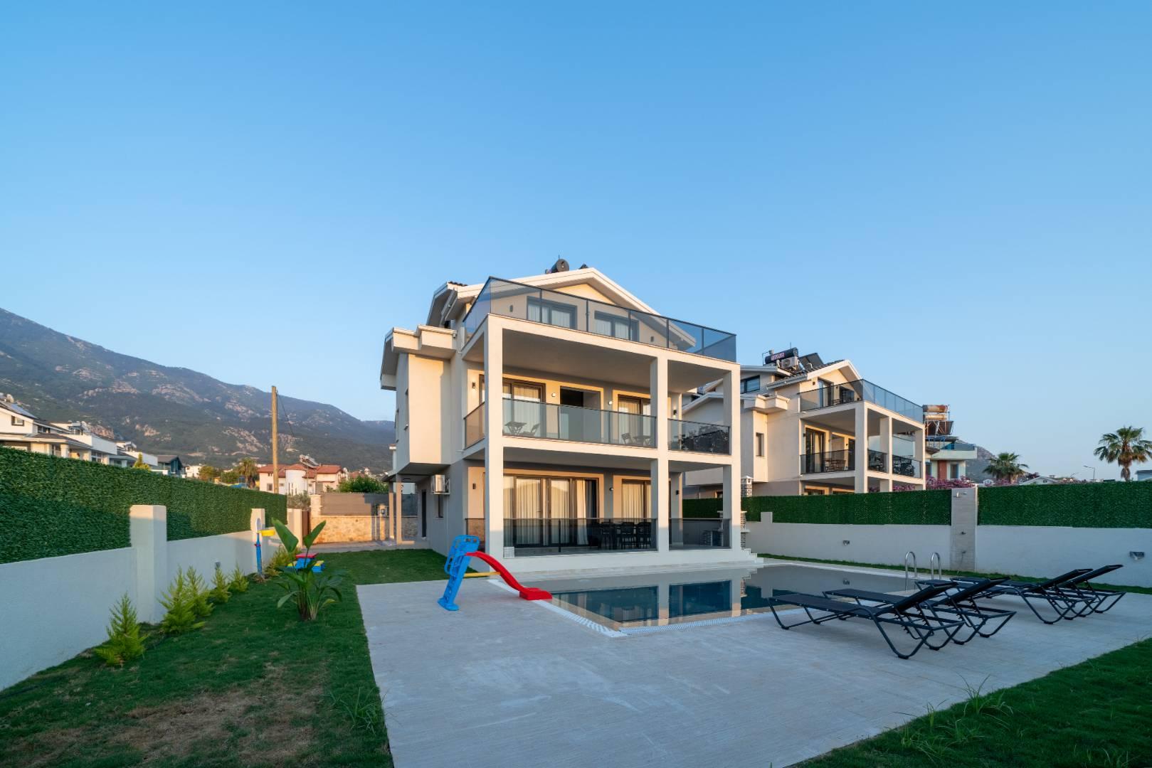 Fethiye Ölüdeniz'de Muhteşem Doğada, Özel Havuzlu, Konforlu Villa-38596