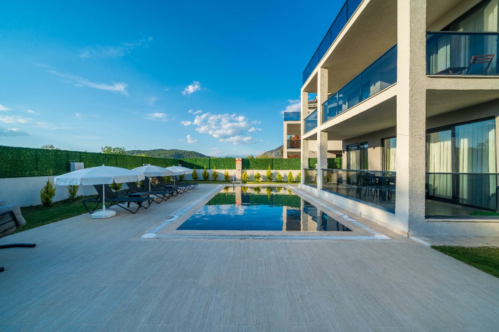 Muğla Fethiye'de Doğal Güzelliklere Yakın, Özel Havuzlu, Modern Villa