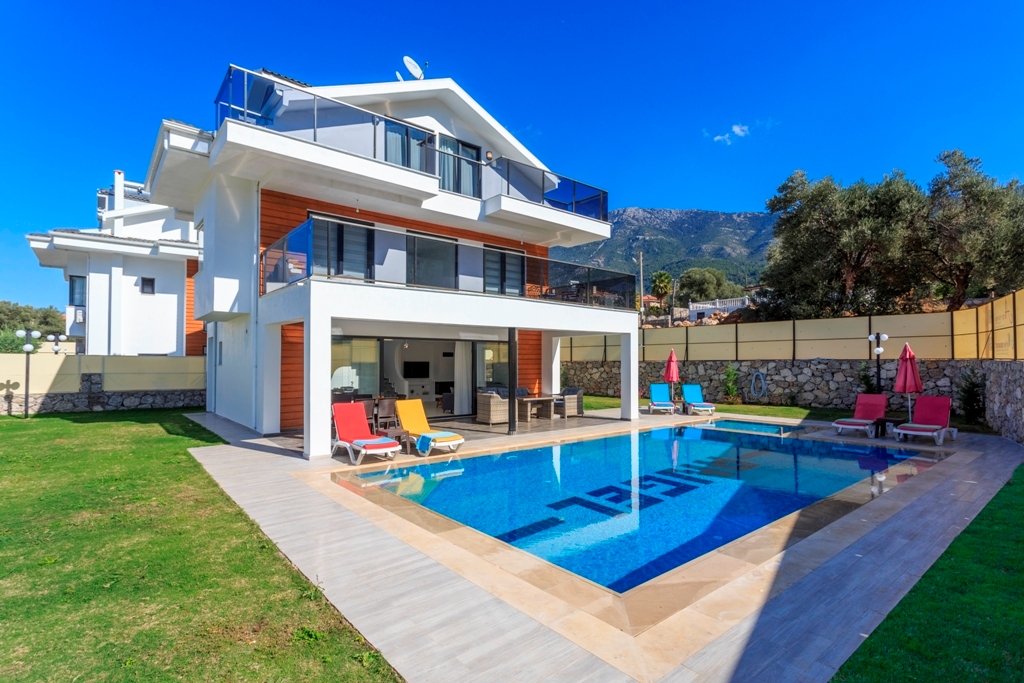 Ölüdeniz'de Kalabalık Ailelere Uygun, Özel Havuzlu, Otantik Villa