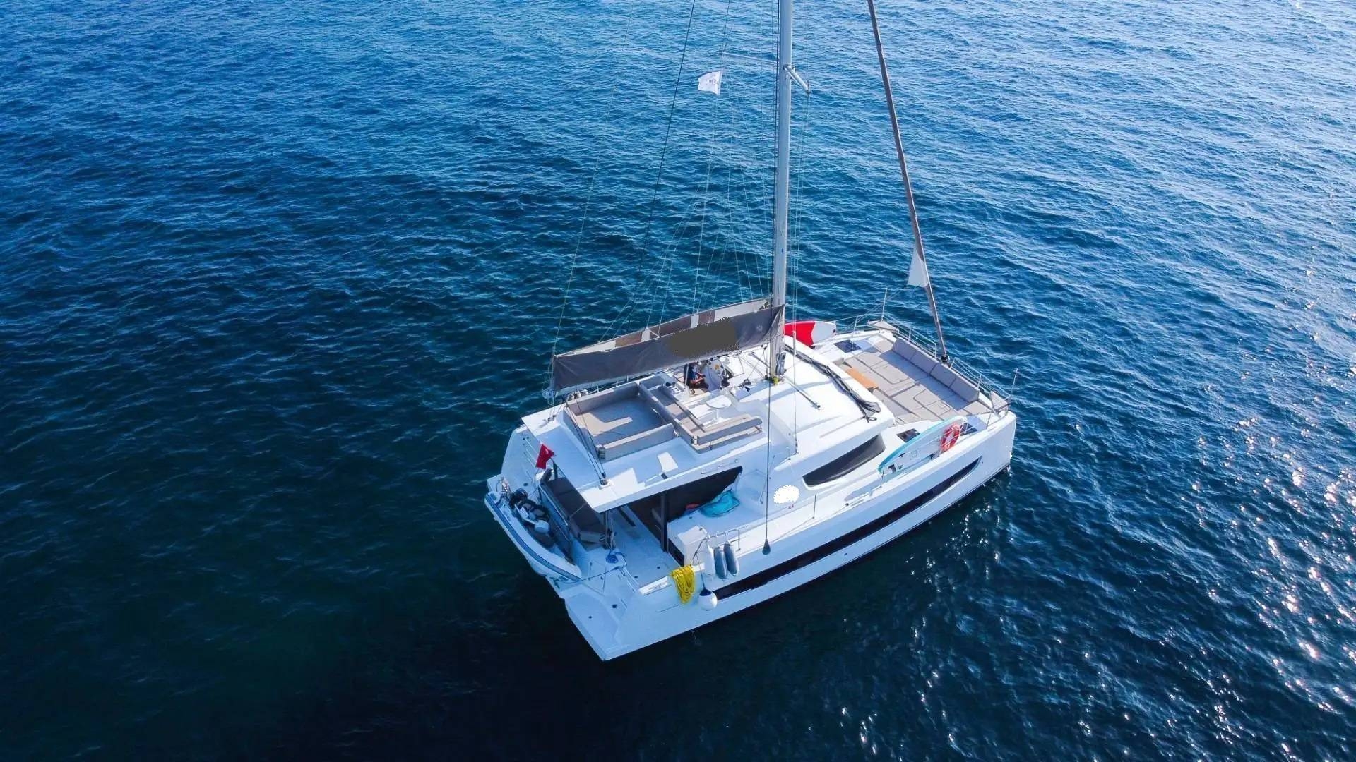 Göcek'te Eşsiz Güzellikteki Denizde, 2022 Model, 4 Kabinli Katamaran