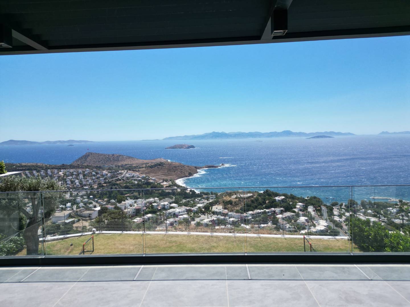 Muğla Bodrum'da Deniz Manzaralı, Özel Havuzlu, Bahçeli Villa