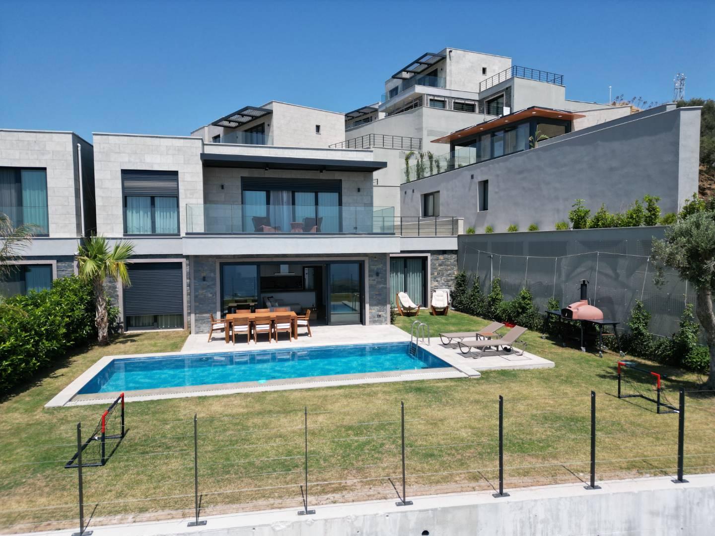 Muğla Bodrum'da Deniz Manzaralı, Özel Havuzlu, Bahçeli Villa-38725