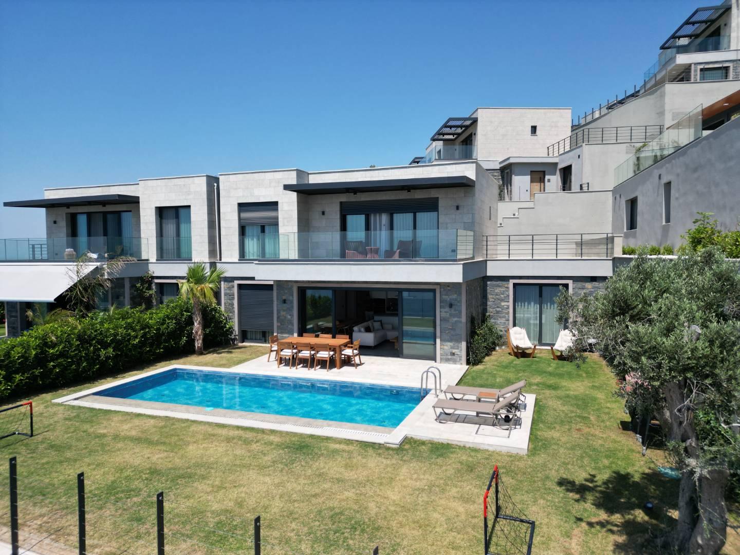 Muğla Bodrum'da Deniz Manzaralı, Özel Havuzlu, Bahçeli Villa-38725