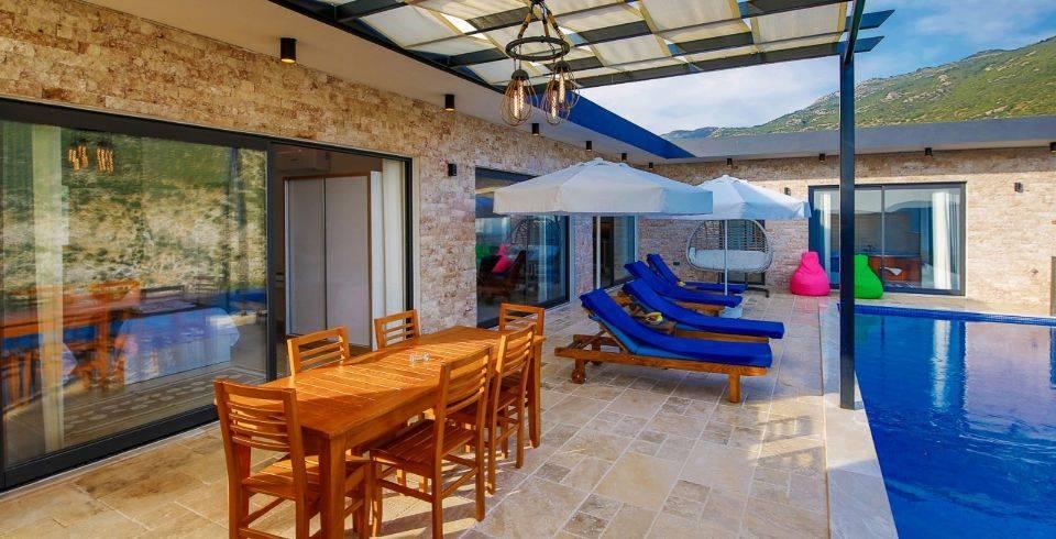 Kaş İslamlar'da Dağ Manzaralı, Isıtmalı Havuzlu, Saunalı Villa-40402