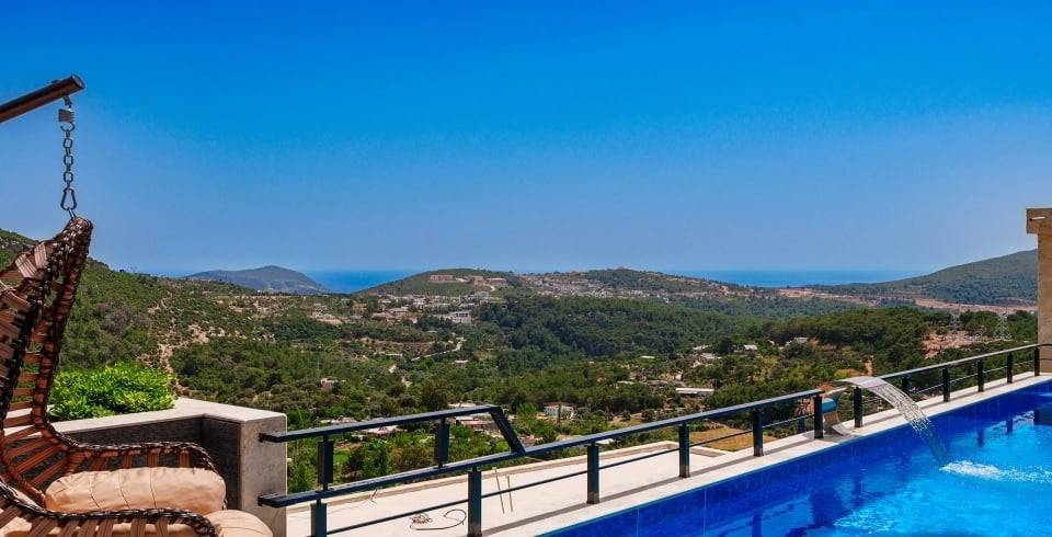 Kaş İslamlar'da Dağ ve Orman Manzaralı, Özel Havuzlu, 2+1 Villa