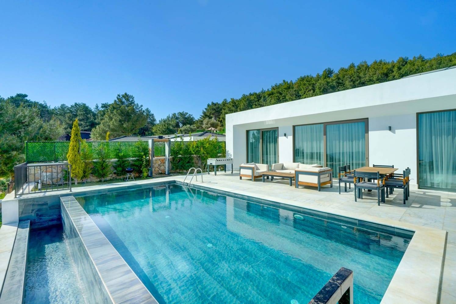 Kaş İslamlar'da Deniz Manzaralı, Özel Havuzlu, Çift Jakuzili Villa