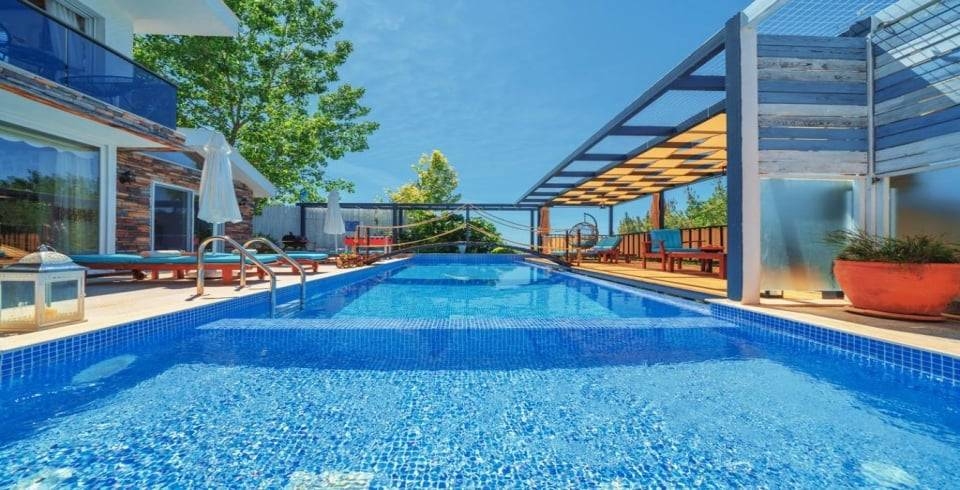 Kaş İslamlar'da Enfes Doğada, Özel Havuzlu, Lüks Kiralık Villa