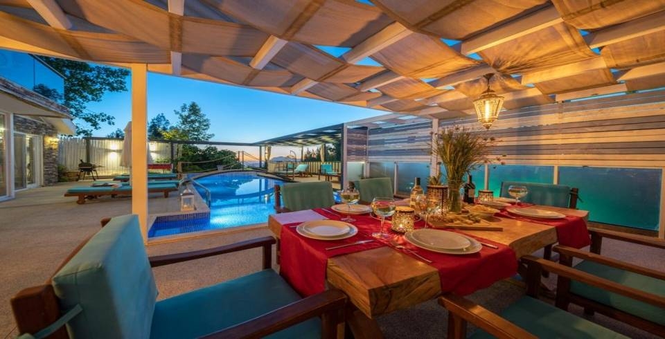 Kaş İslamlar'da Enfes Doğada, Özel Havuzlu, Lüks Kiralık Villa