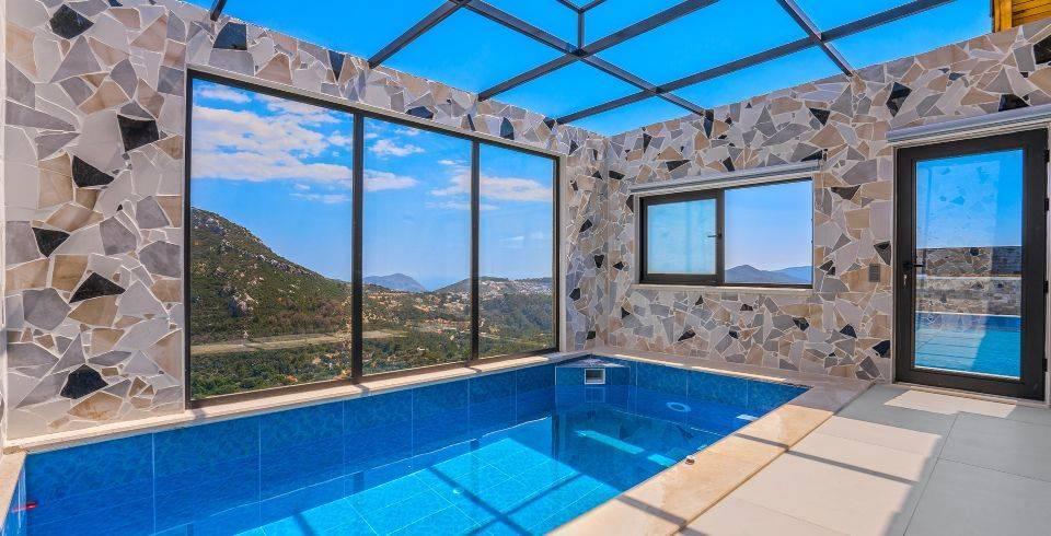 Kaş İslamlar'da Otantik Tasarımlı, Isıtmalı Özel Havuzlu, Taş Ev-40338