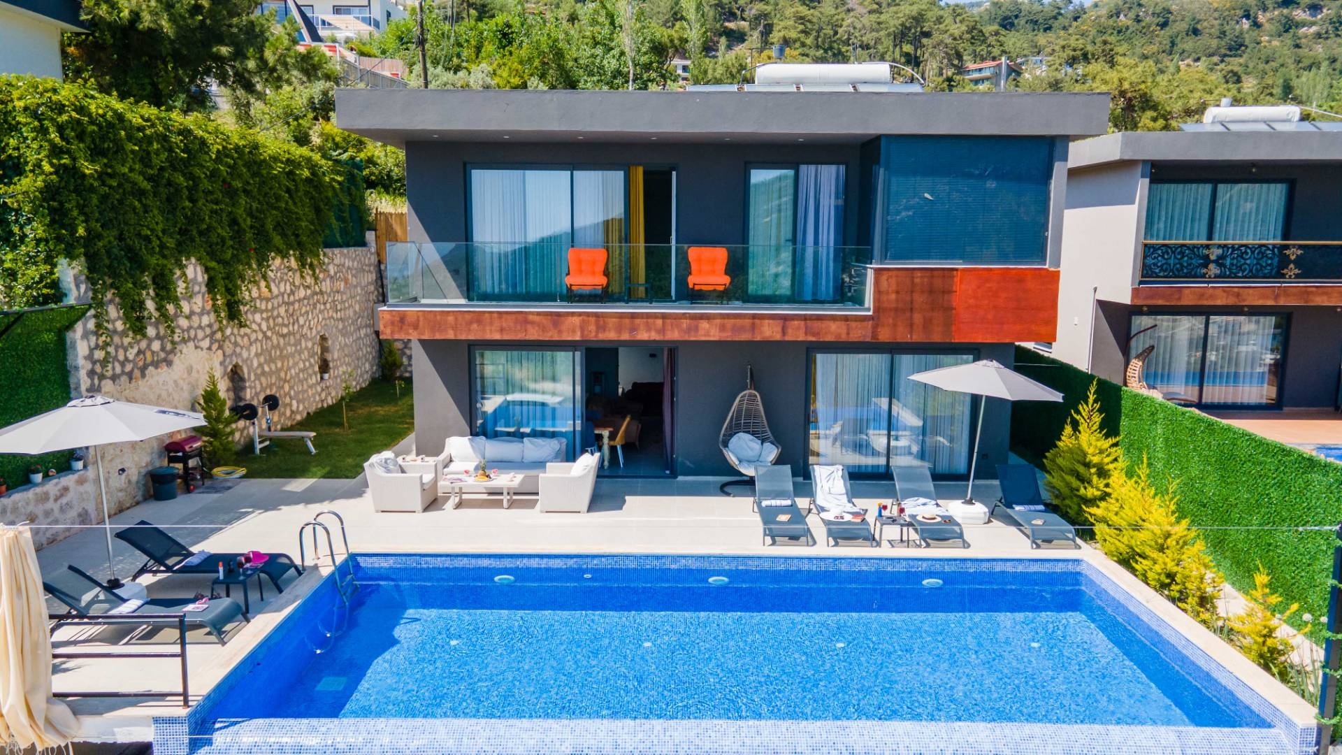 Kaş İslamlar'da Orman Manzaralı, Özel Havuzlu, Jakuzili Vİlla