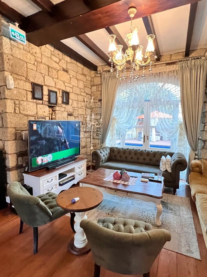 İzmir Çeşme'de Harika Doğa İçerisinde, Özel Havuzlu, Lüks Villa -21758